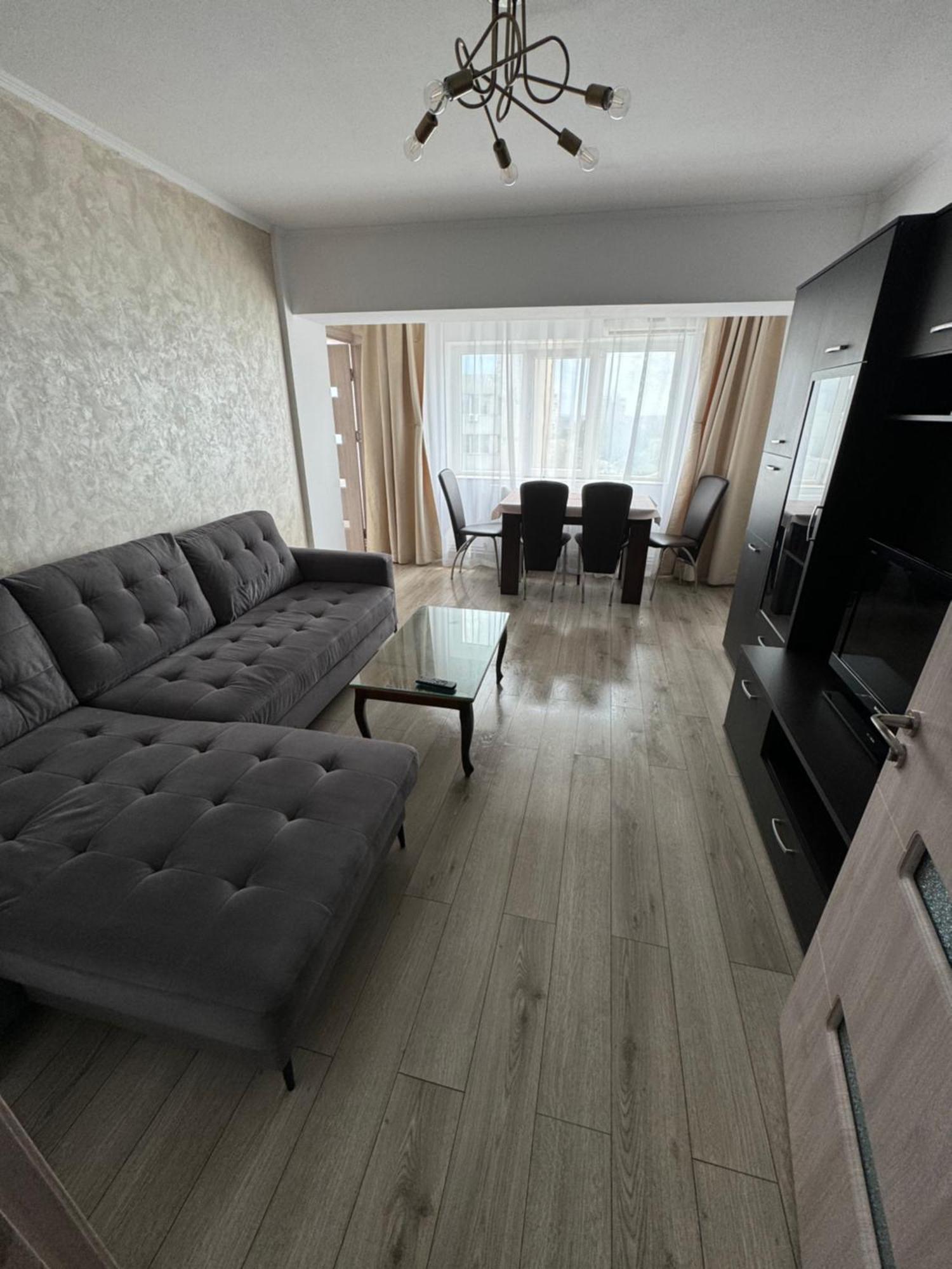 Johnny's Apartment